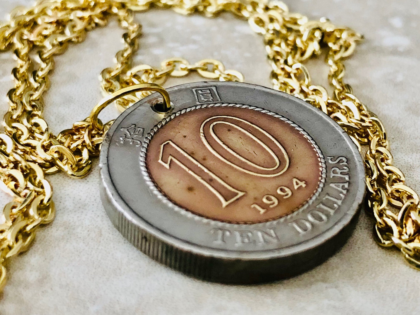 Hong Kong Coin Necklace 10 Dollars Bi-Metallic Pendant China Vintage Rare Coins Coin Enthusiast Fashion Accessory Handmade