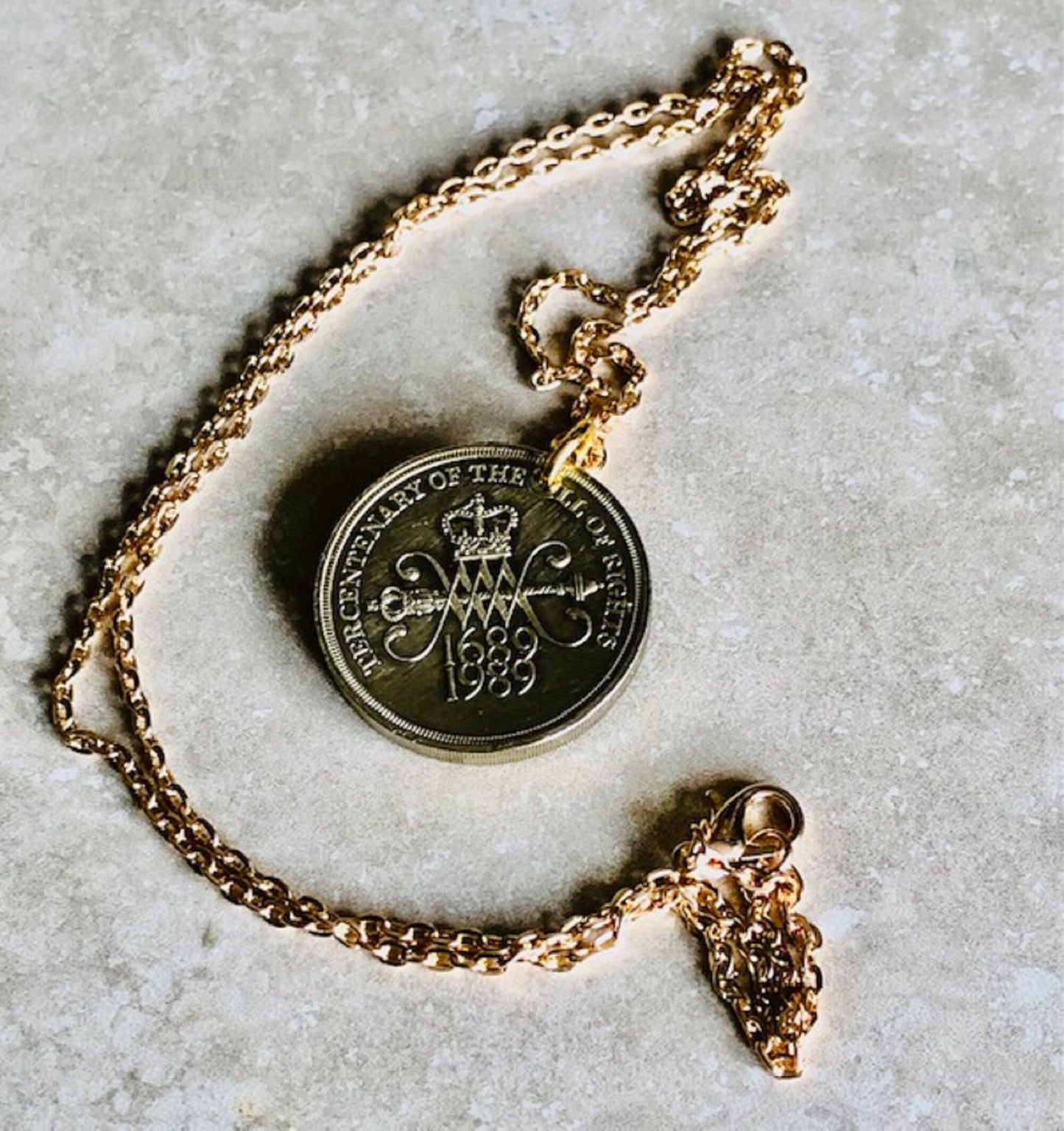 British Bill Of Rights 2 Pound 1989 Coin United Kingdom Queen Elizabeth Jewelry Personal Necklace Gift Friend Charm Him Her World Collector