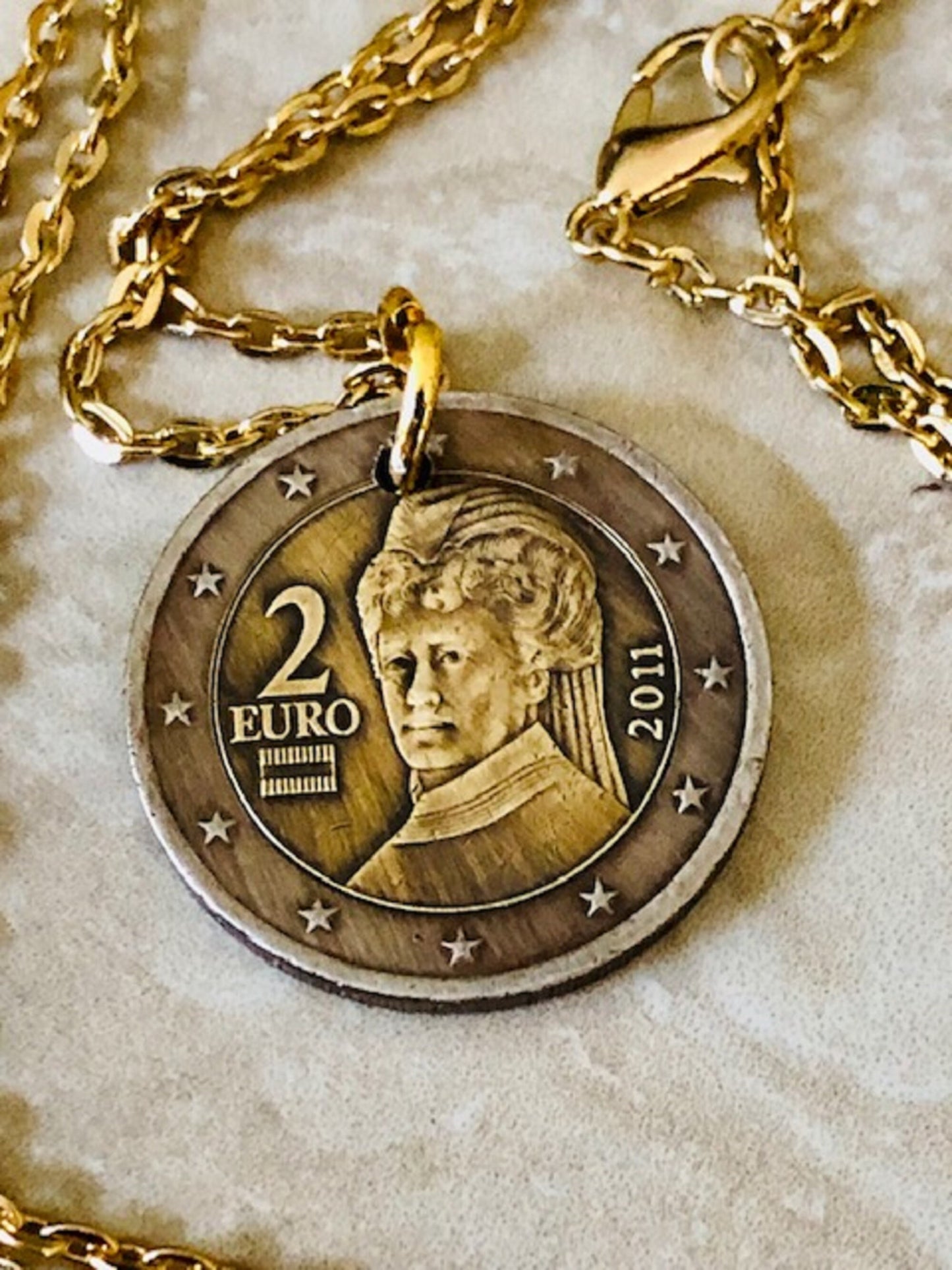 United Kingdom Coin Necklace Two Euro UK Personal Necklace Old Vintage Handmade Jewelry Gift Friend Charm For Him Her World Coin Collector