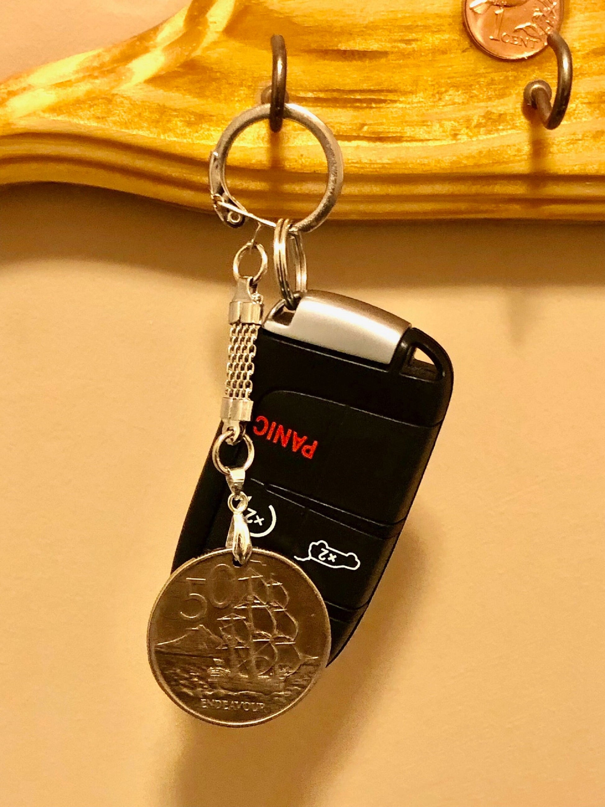 New Zealand Coin Keychain New Zealander ENDEAVOUR 50 Cents Personal Old Handmade Jewelry Gift Friend Charm For Him Her World Coin Collector