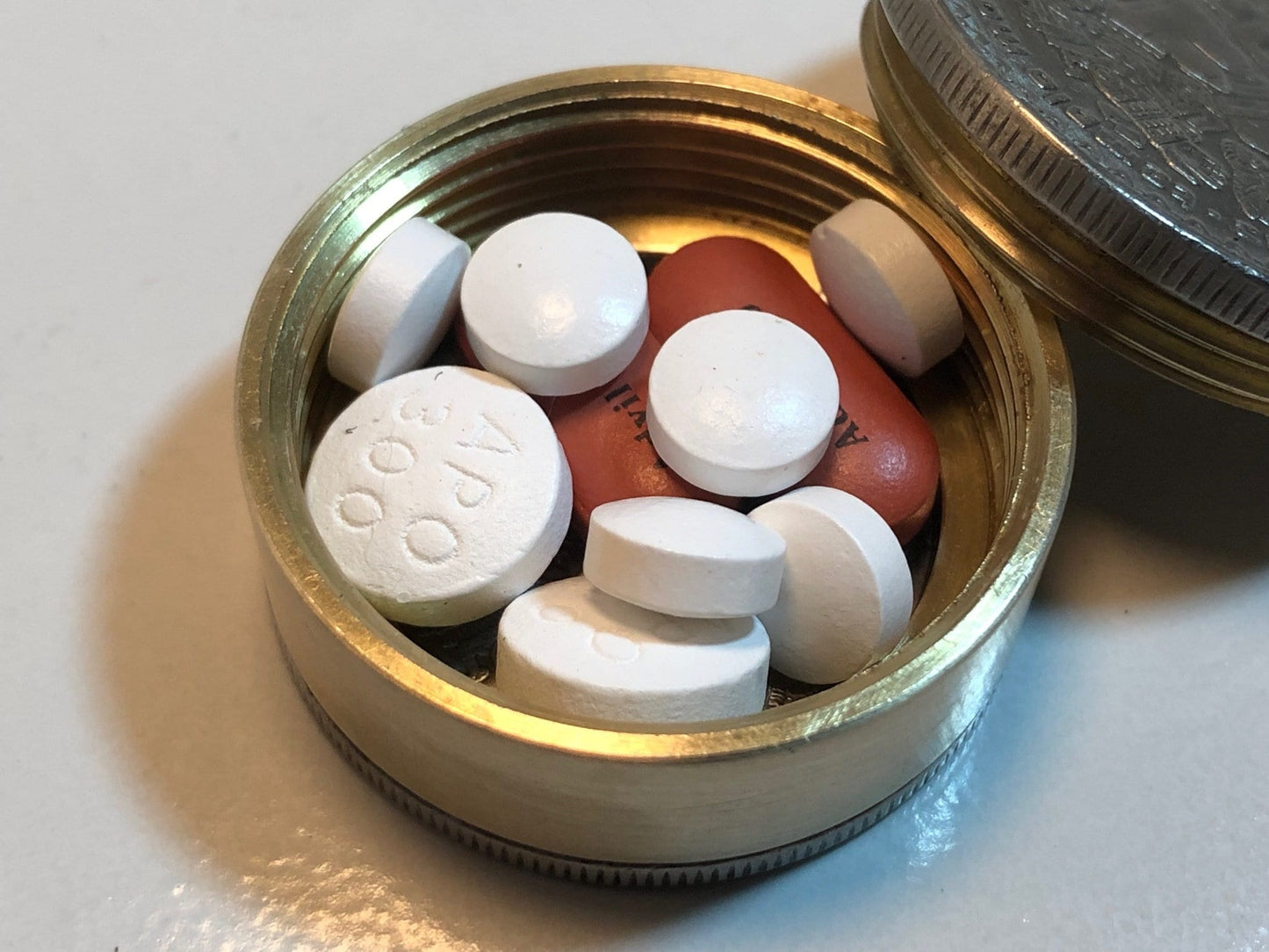 Switzerland Coin Pillbox Swiss 2 Franc - Vintage Antique Stash Snuff Box, Tobacco Box, Keepsake, Men's Gift Jewelry World Coin Collector