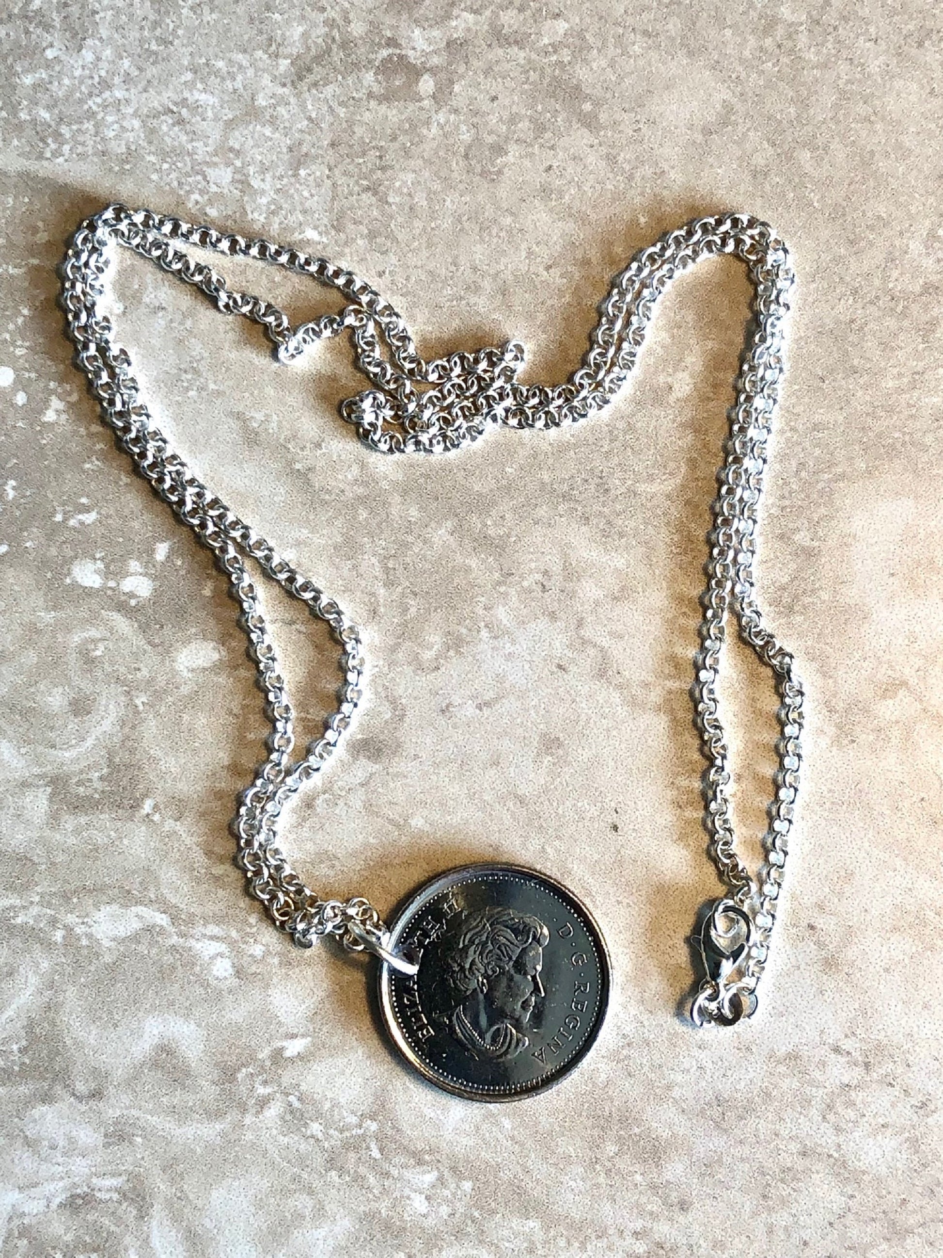 Canadian Quarter Coin Necklace Pendant Canada 2015 25 Cents Flag 50th Anniversary Custom Made Vintage and Rare coins - Coin Enthusiast