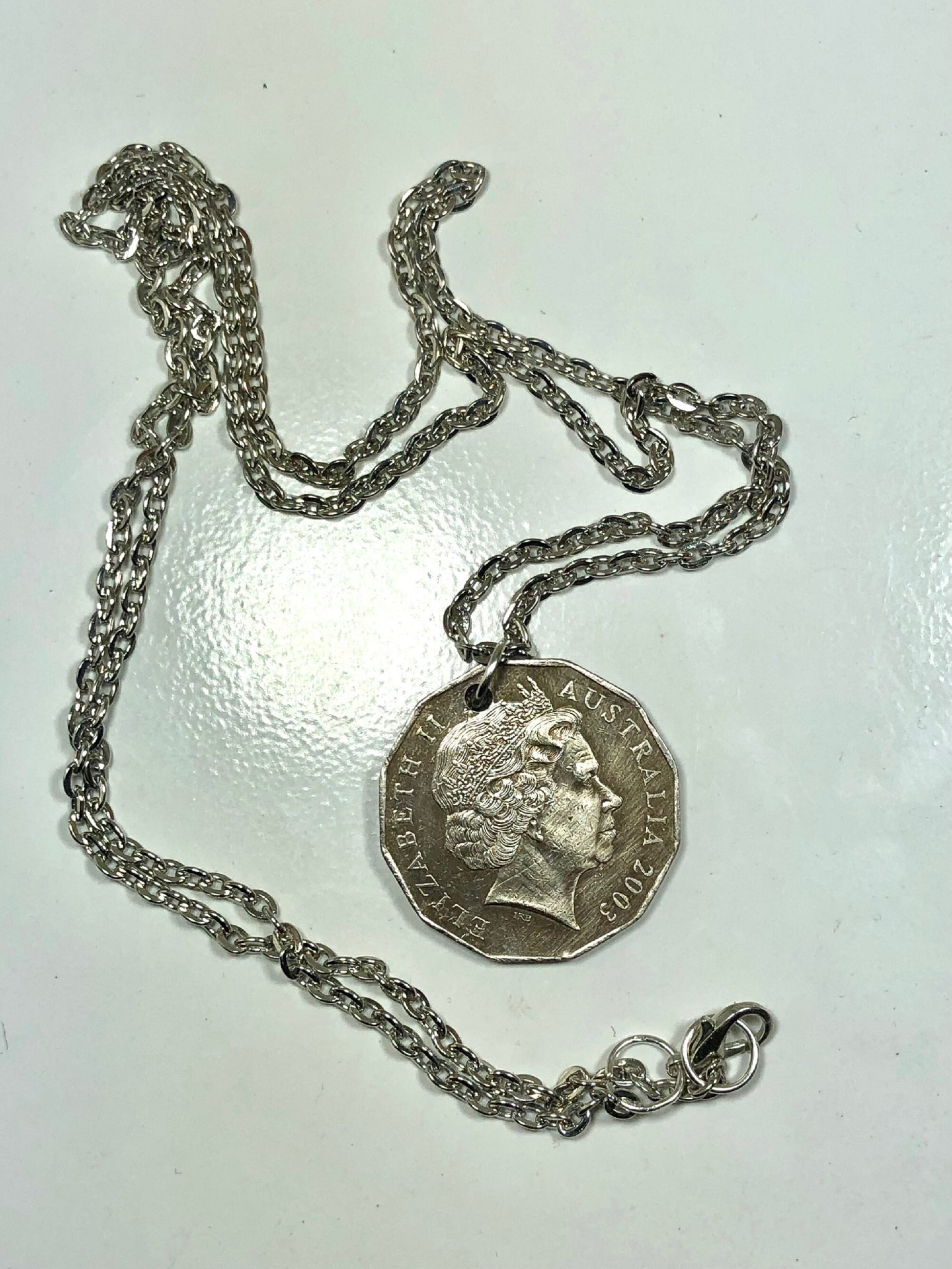 Australia Coin Chain Volunteer Pendant 50 Cent Necklace Personal Handmade Jewelry Gift Friend Charm For Him Her World Coin Collector