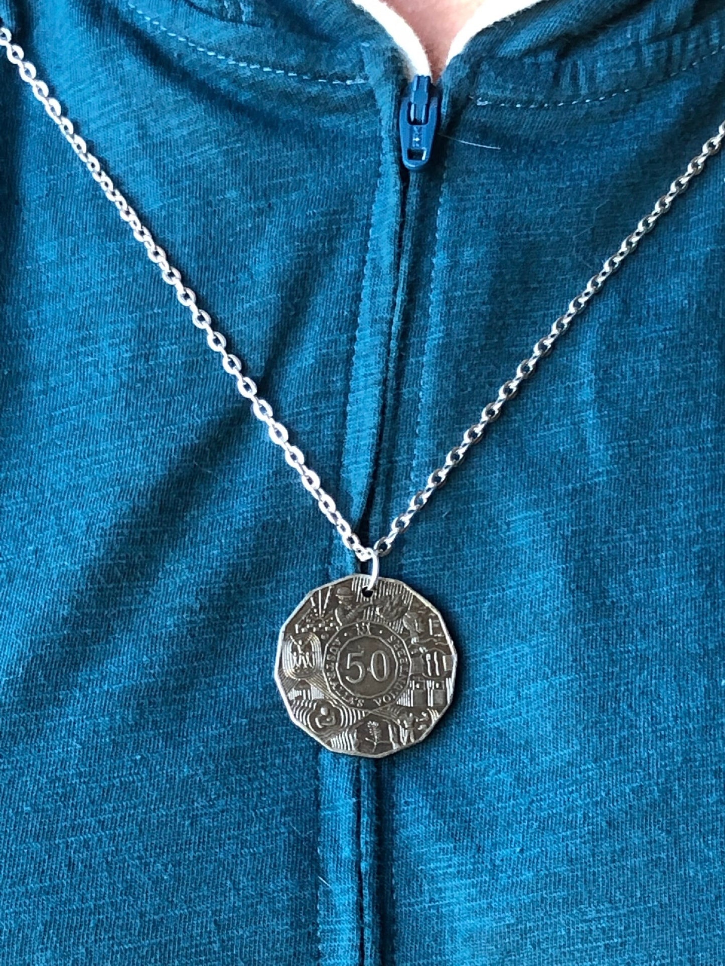 Australia Coin Chain Volunteer Pendant 50 Cent Necklace Personal Handmade Jewelry Gift Friend Charm For Him Her World Coin Collector