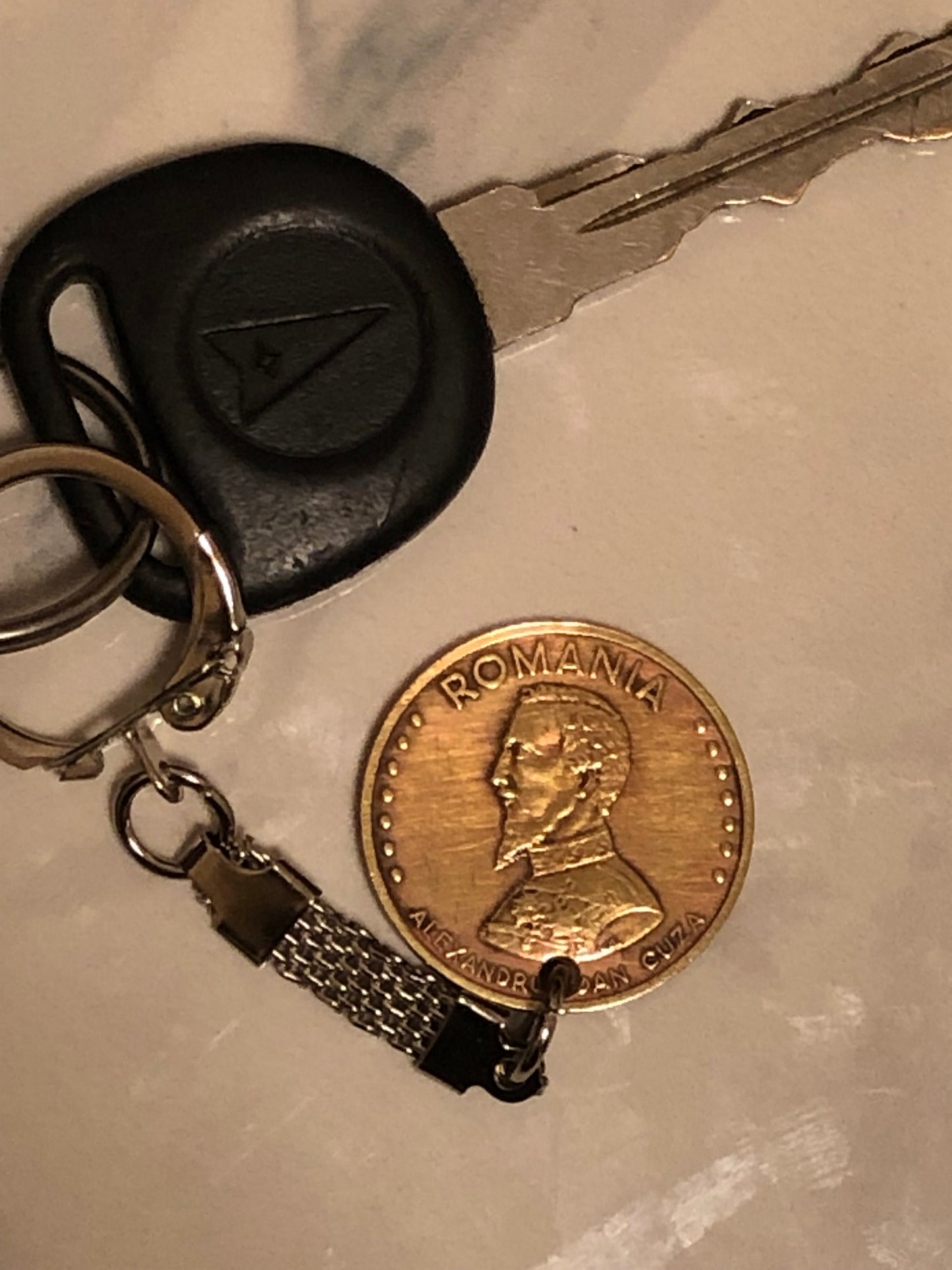 Romania Coin Keychain 50 LEI Romanian Cruz Handmade Custom Made Charm Gift For Friend Coin Charm Gift For Him, Coin Collector, World Coins