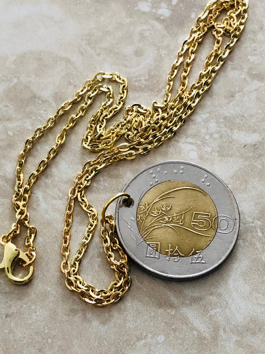 Taiwan Coin Necklace 50 Yuan Bi-Metallic Pendant Vintage Custom Made Rare Coins Coin Enthusiast Fashion Handmade