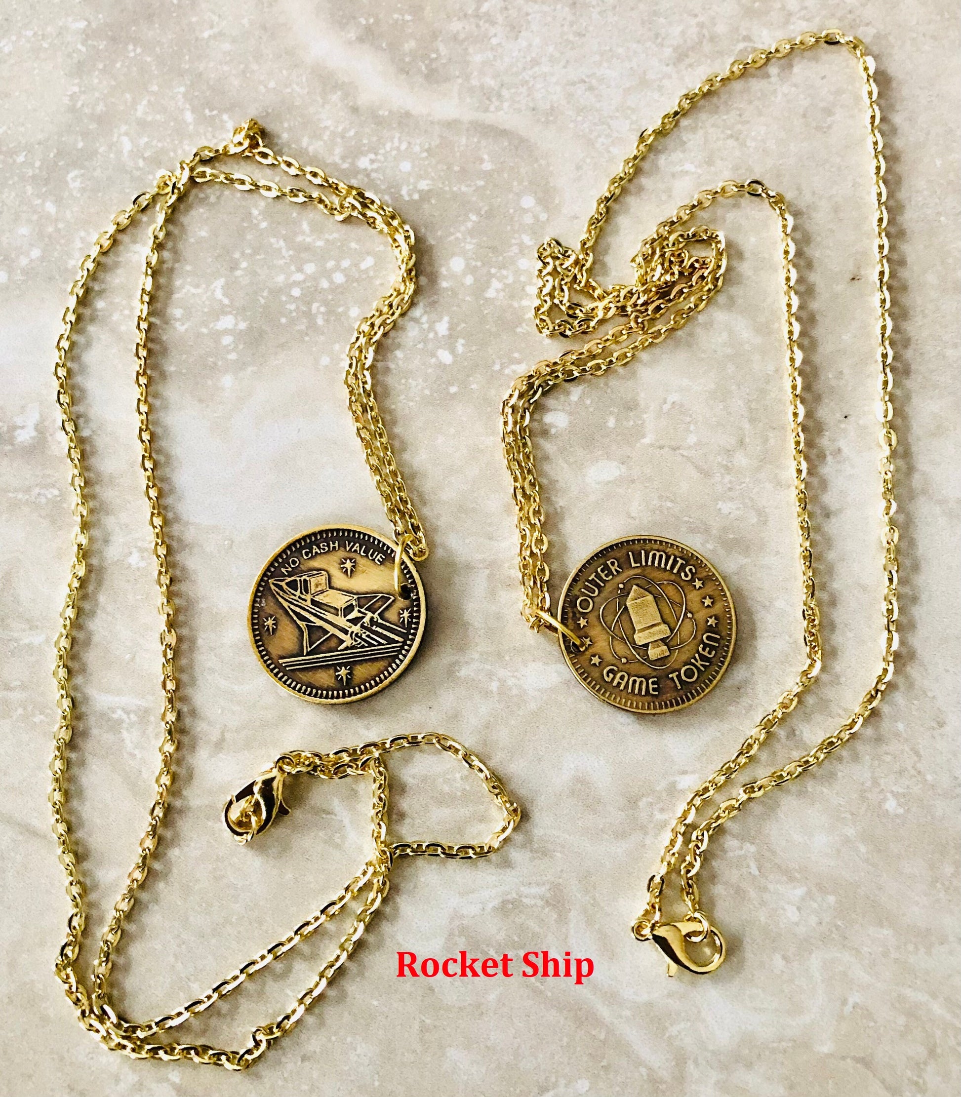 Gamer Tokens Coin Necklace Pendant Good Luck Vintage On Line Video Arcade Custom Made Charm Jewelry World Coin Collector