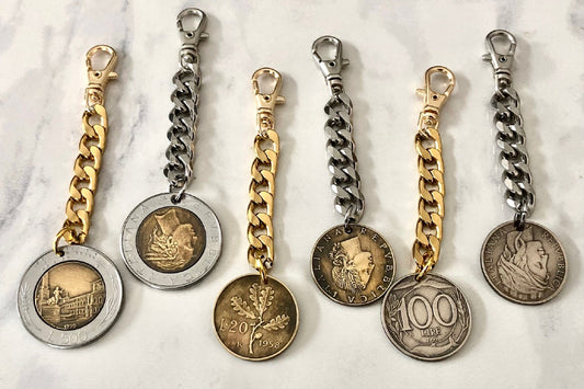 Italy Coin Zipper Pull Italian, Coin Enthusiast, Rare Coin, Jacket, Back Pack, Luggage, Tent, Sleeping Bag, Purse, Clutch