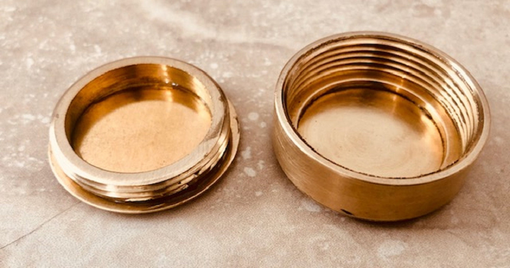 Mexico Coin Pillbox Mexican 20 Centavos - Vintage Antique Stash Snuff Box, Tobacco Box, Keepsake, Men's Gift, Jewelry, World Coin Collector