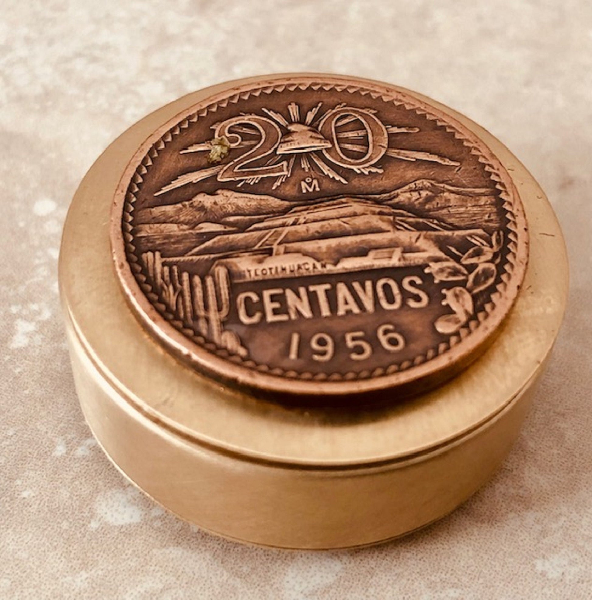 Mexico Coin Pillbox Mexican 20 Centavos - Vintage Antique Stash Snuff Box, Tobacco Box, Keepsake, Men's Gift, Jewelry, World Coin Collector