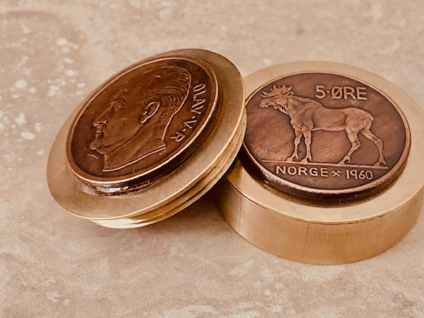 Norway Coin Pillbox Norwegian 5 Ore Moose, Vintage Antique Stash Snuff Box, Tobacco Box, Keepsake, Men's Gift Jewelry, World Coin Collector