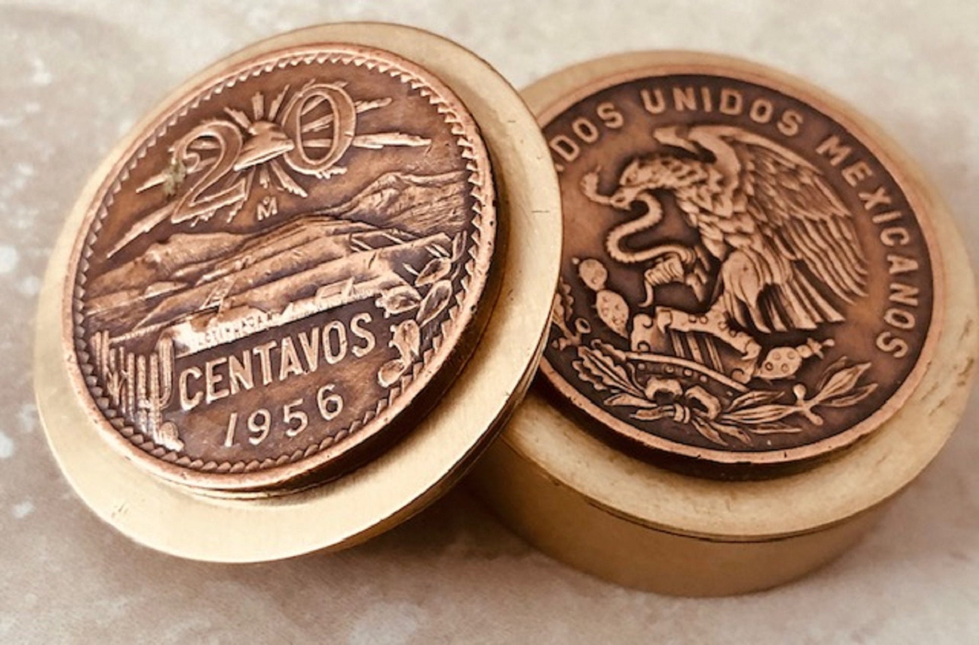 Mexico Coin Pillbox Mexican 20 Centavos - Vintage Antique Stash Snuff Box, Tobacco Box, Keepsake, Men's Gift, Jewelry, World Coin Collector