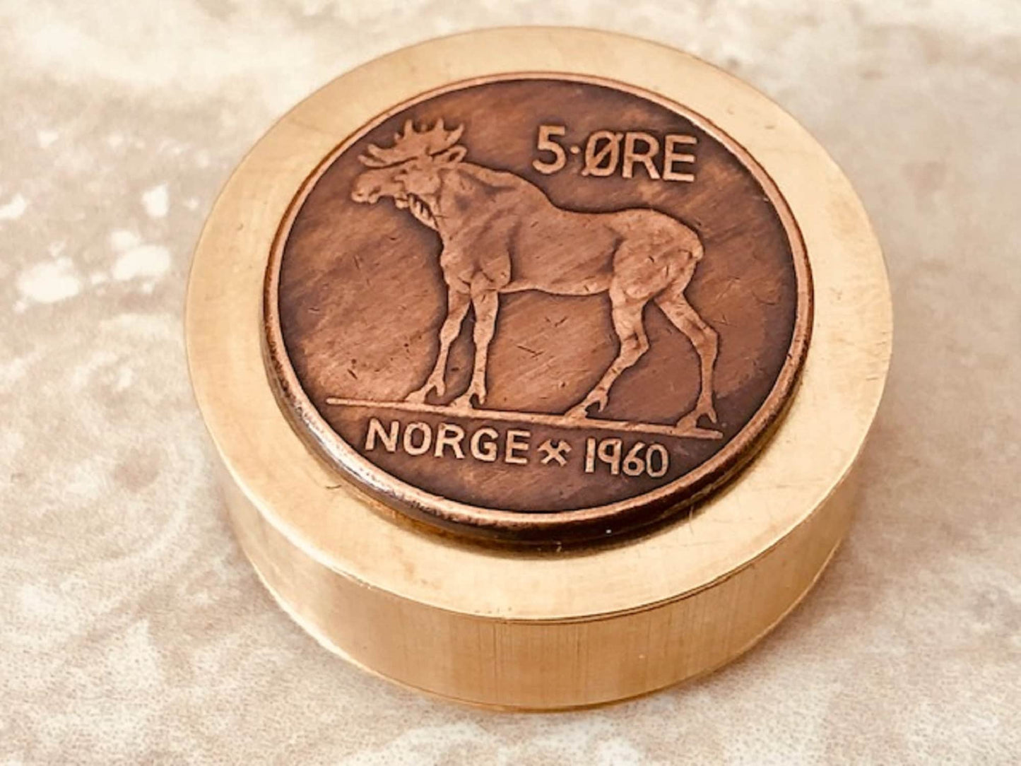 Norway Coin Pillbox Norwegian 5 Ore Moose, Vintage Antique Stash Snuff Box, Tobacco Box, Keepsake, Men's Gift Jewelry, World Coin Collector