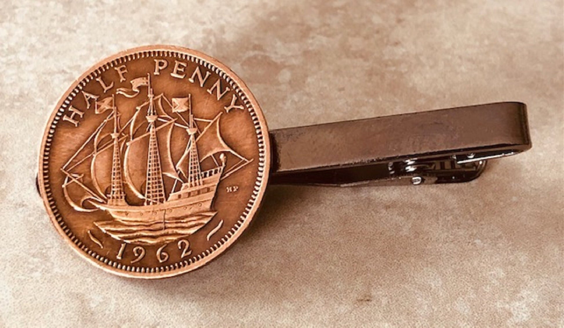 British Coin Tie Clip Britain English UK Half Penny Custom Made Charm Gift For Friend Coin Charm Gift For Him, Coin Collector, World Coins