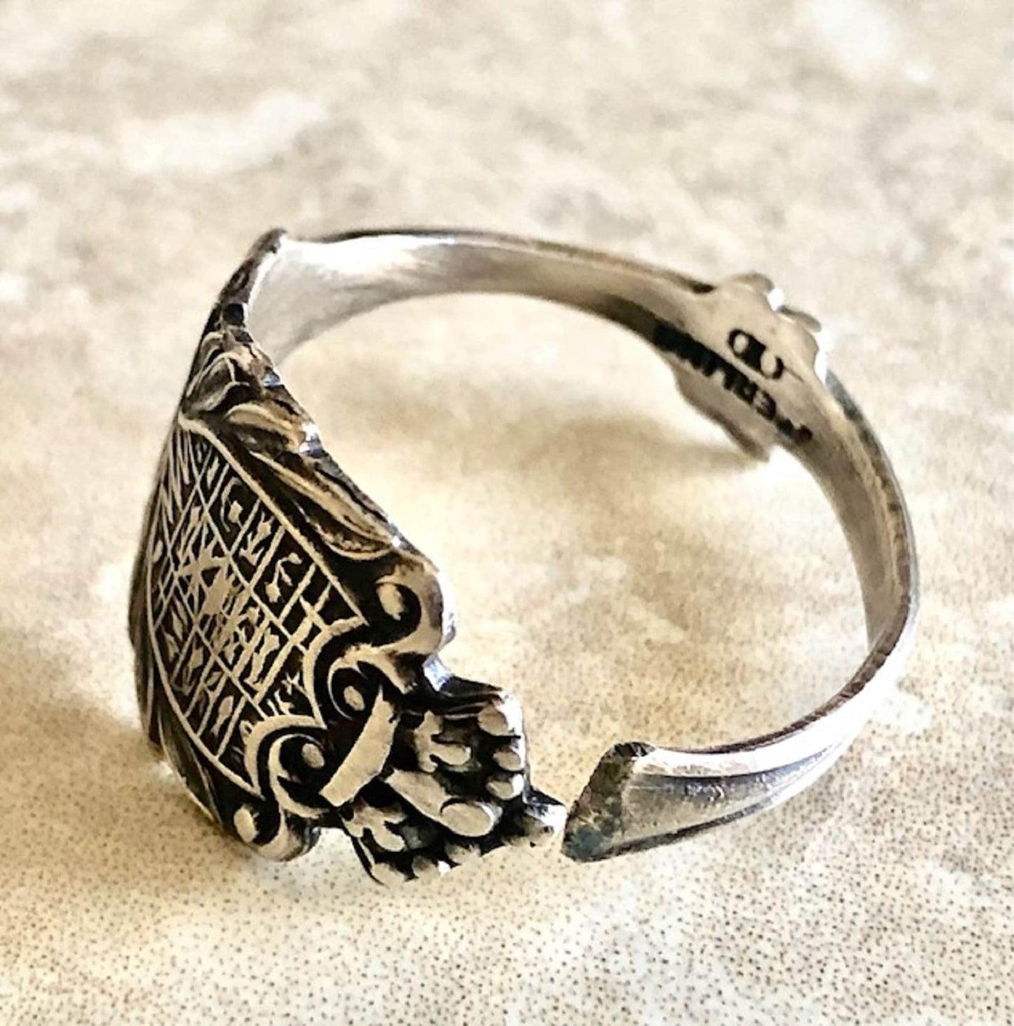 Canada Crest 925 Sterling Silver Spoon Ring, Classic Vintage Silverware Jewelry, Crest Symbols, Canadian Province, Art Deco Ring, Adjustable