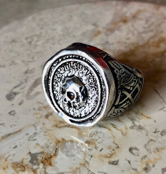 Memento Mori Skull Ring , Remember that you must die, Medieval Charm Ancient Rome Latin Origins, 17th century, Afterlife, Live for Today