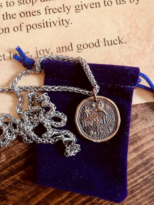 Antique Wax Seal Bronze Pendant Necklace Now She Flies in My heart Hummingbird - Remember Positivity Life Joy Good Luck - 138