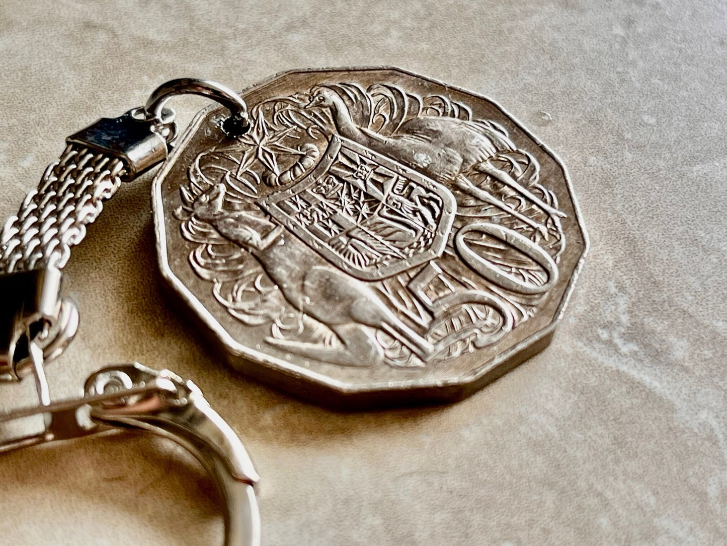 Australia Coin Keychain Australian Volunteer 50 Cents Rare Find Vintage Antique Finished By Hand Personal & Limited Supply - Fashion