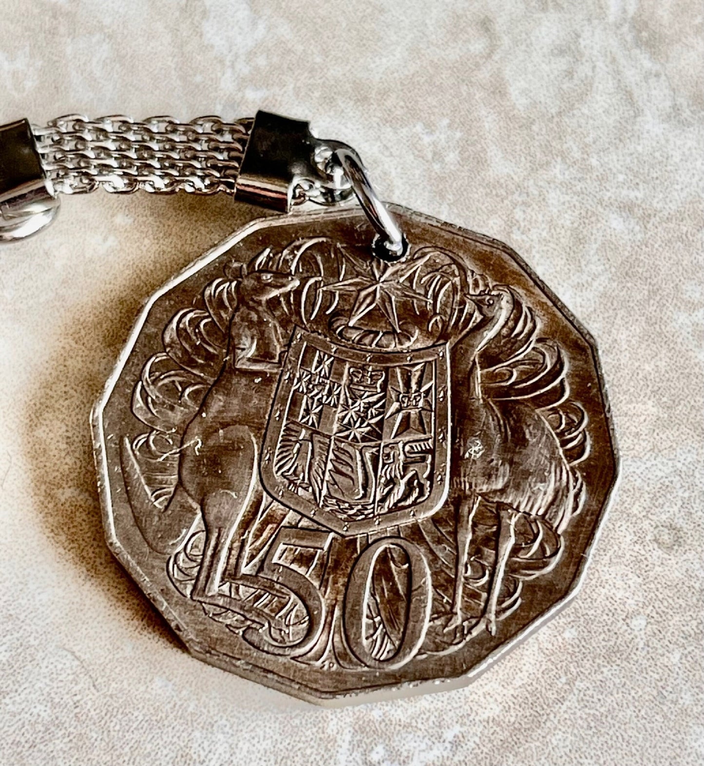 Australia Coin Keychain Australian Volunteer 50 Cents Rare Find Vintage Antique Finished By Hand Personal & Limited Supply - Fashion