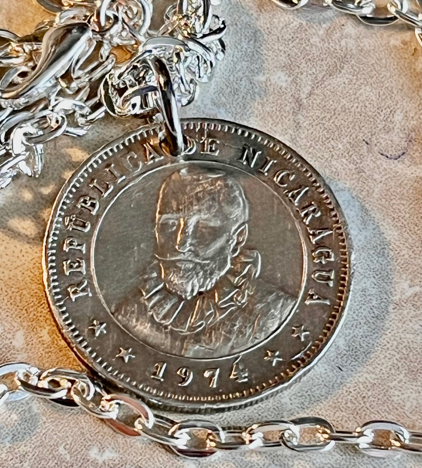 Nicaragua Coin 25 Centavos Necklace Pendant Nicaraguan Coin Vintage Custom Made Rare coins - Coin Enthusiast - Handmade - Fashion