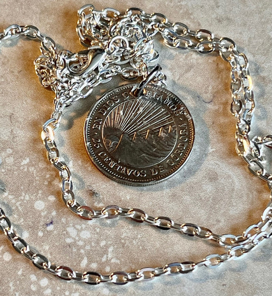 Nicaragua Coin 25 Centavos Necklace Pendant Nicaraguan Coin Vintage Custom Made Rare coins - Coin Enthusiast - Handmade - Fashion