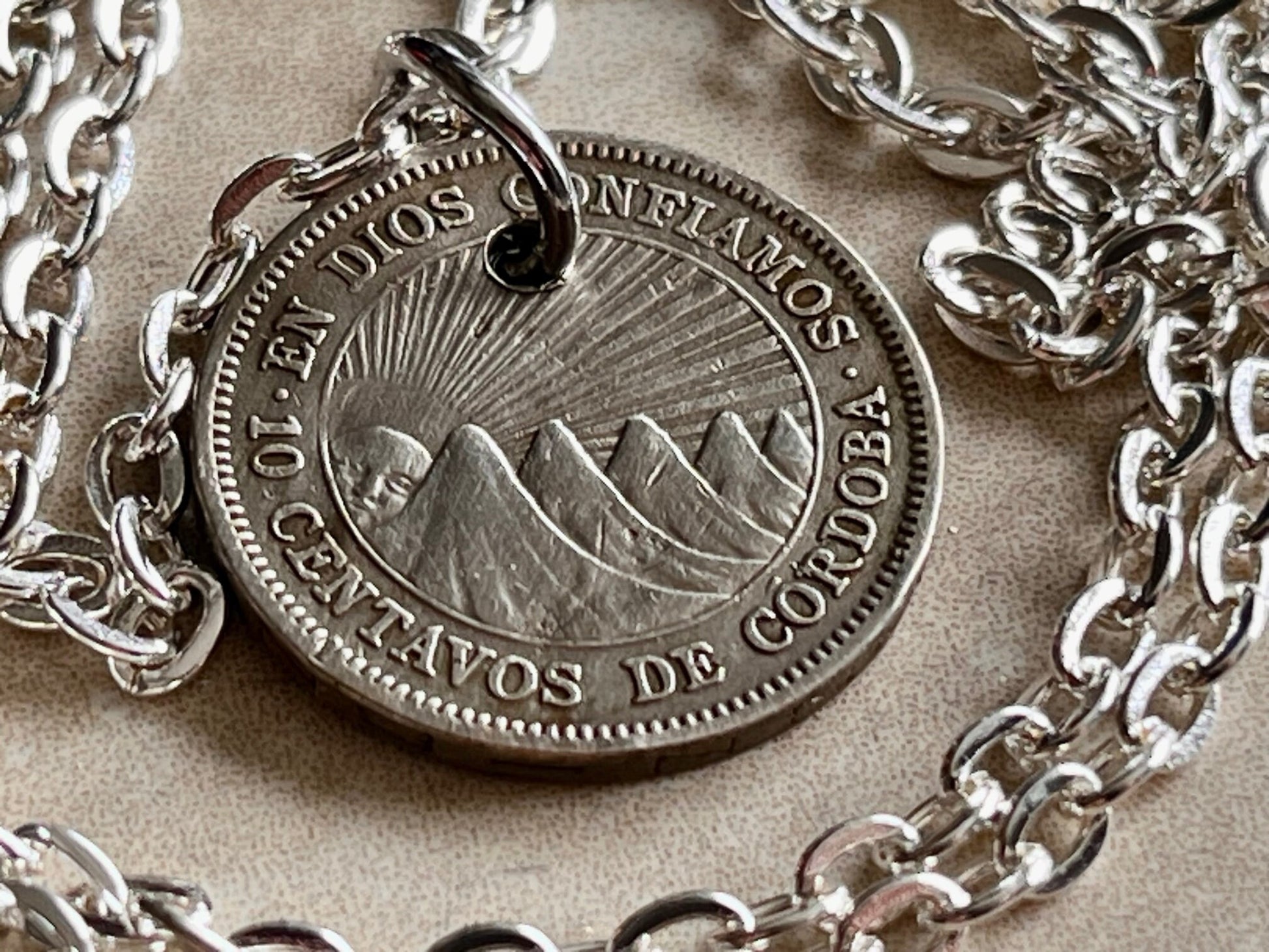 Nicaragua Coin 10 Centavos Necklace Pendant Nicaraguan Coin Vintage Custom Made Rare coins - Coin Enthusiast - Handmade - Fashion