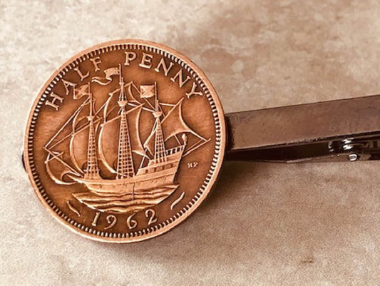 British Coin Tie Clip Britain English UK Half Penny Custom Made Charm Gift For Friend Coin Charm Gift For Him, Coin Collector, World Coins