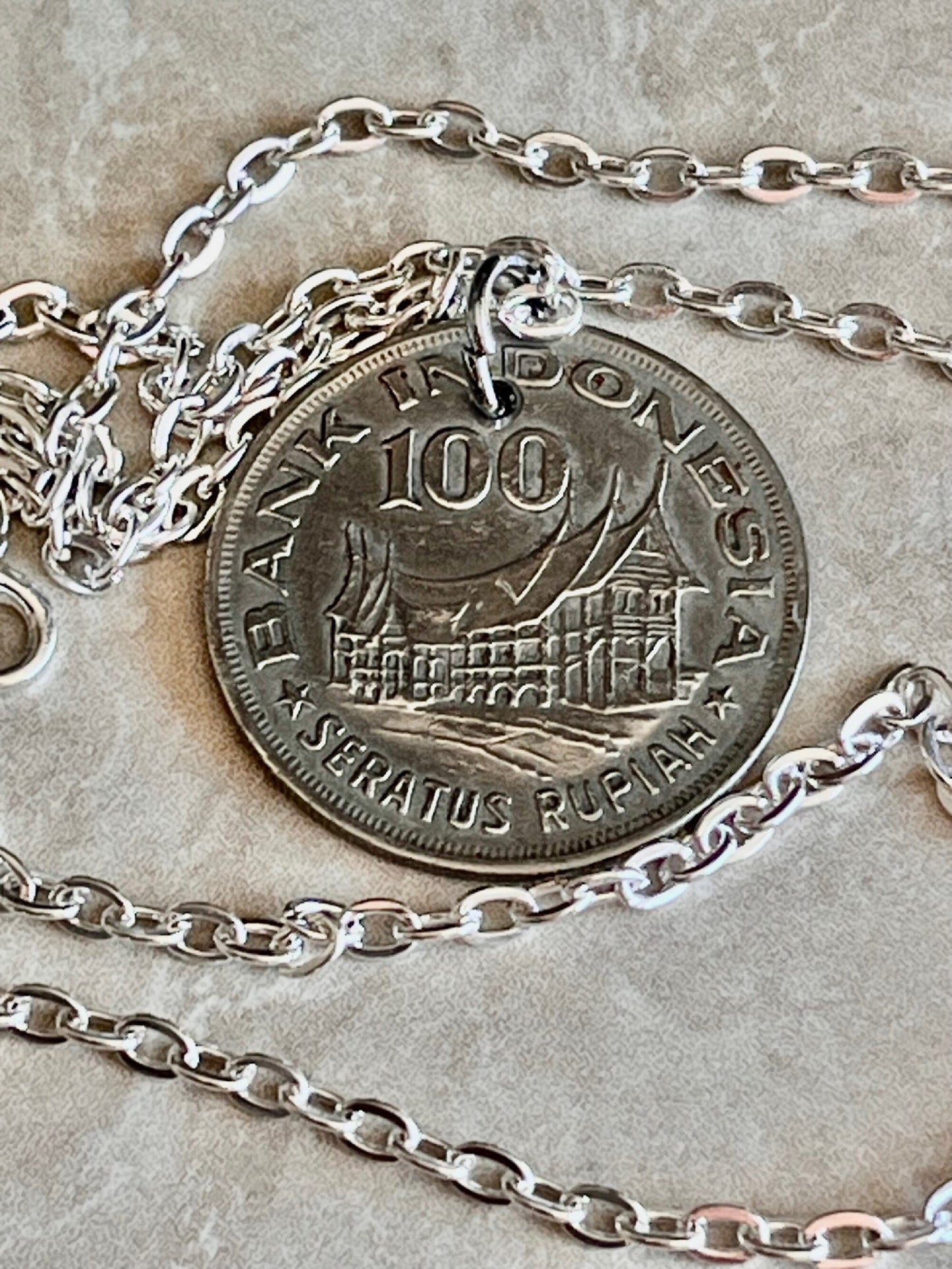 Indonesia Pendant Necklace Indonesian 100 Rupiah Coin Personal Vintage Handmade Jewelry Gift Friend Charm For Him Her World Coin Collector