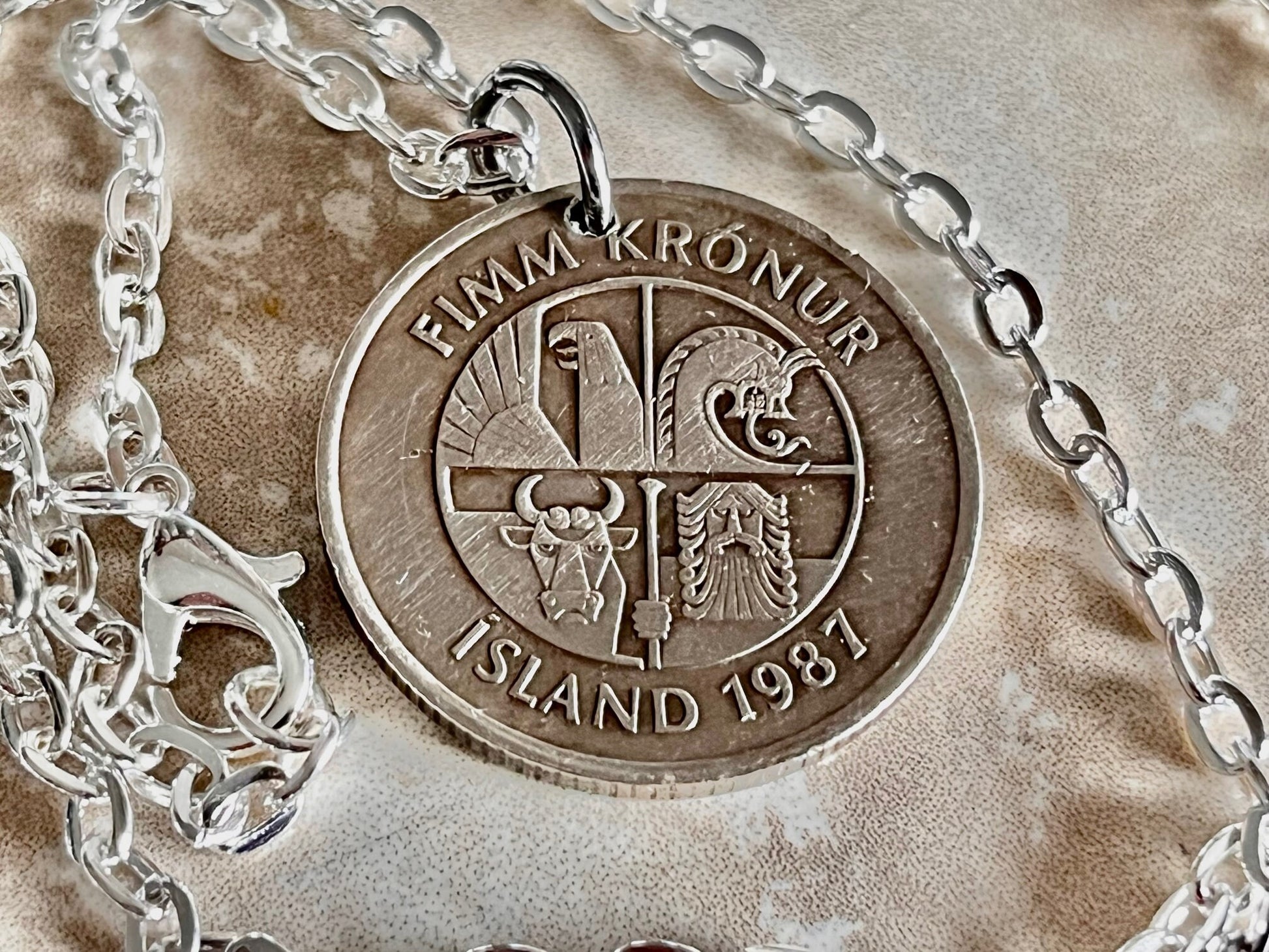 Iceland Coin Necklace 5 Kronur Icelandic Pendant Vintage Custom Made Rare Coins Coin Enthusiast Fashion Accessory Handmade